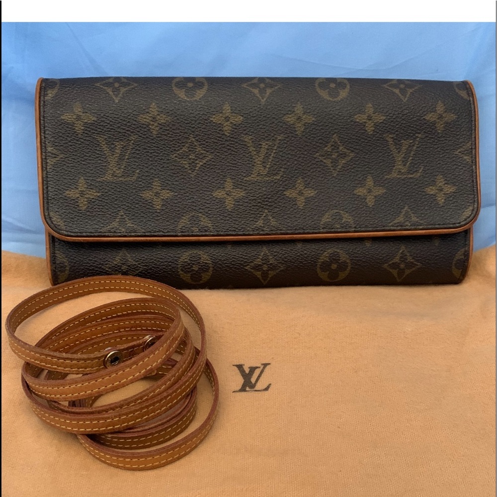 Louis Vuitton Twin Pouchette GM